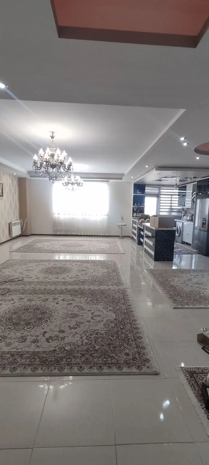 رهن و اجاره واحد 110متری تمیز