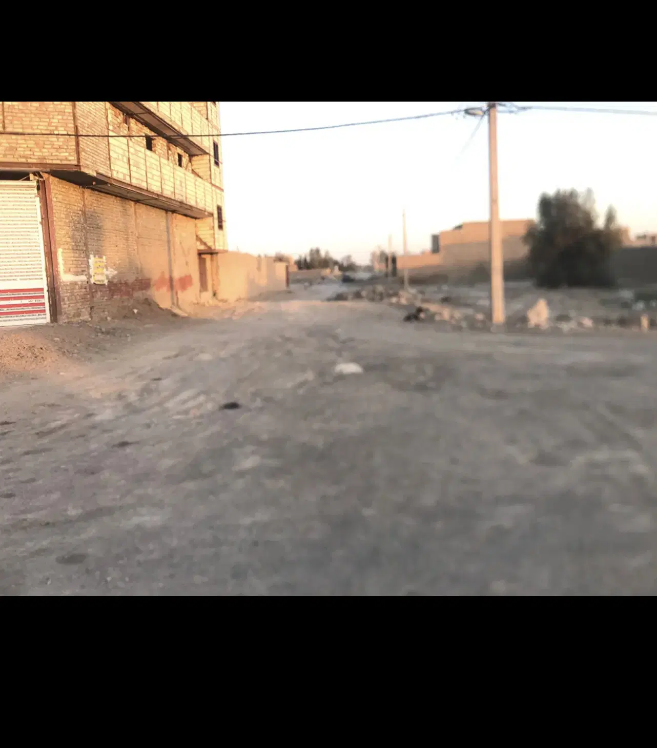 زمین دانشگاه 32