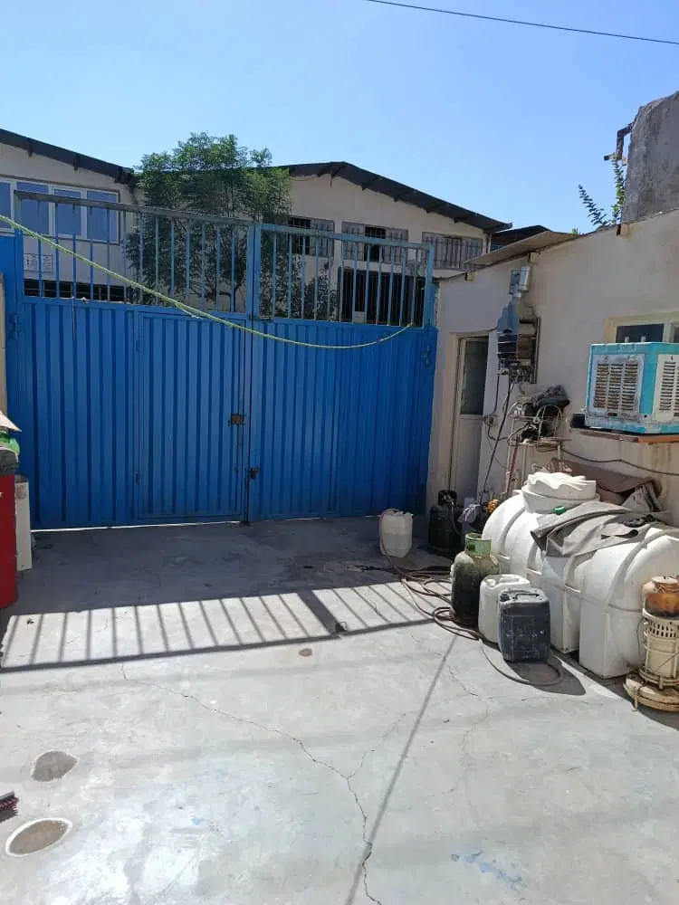 سوله ۱۶۰ متری حاجی اباد پاکدشت