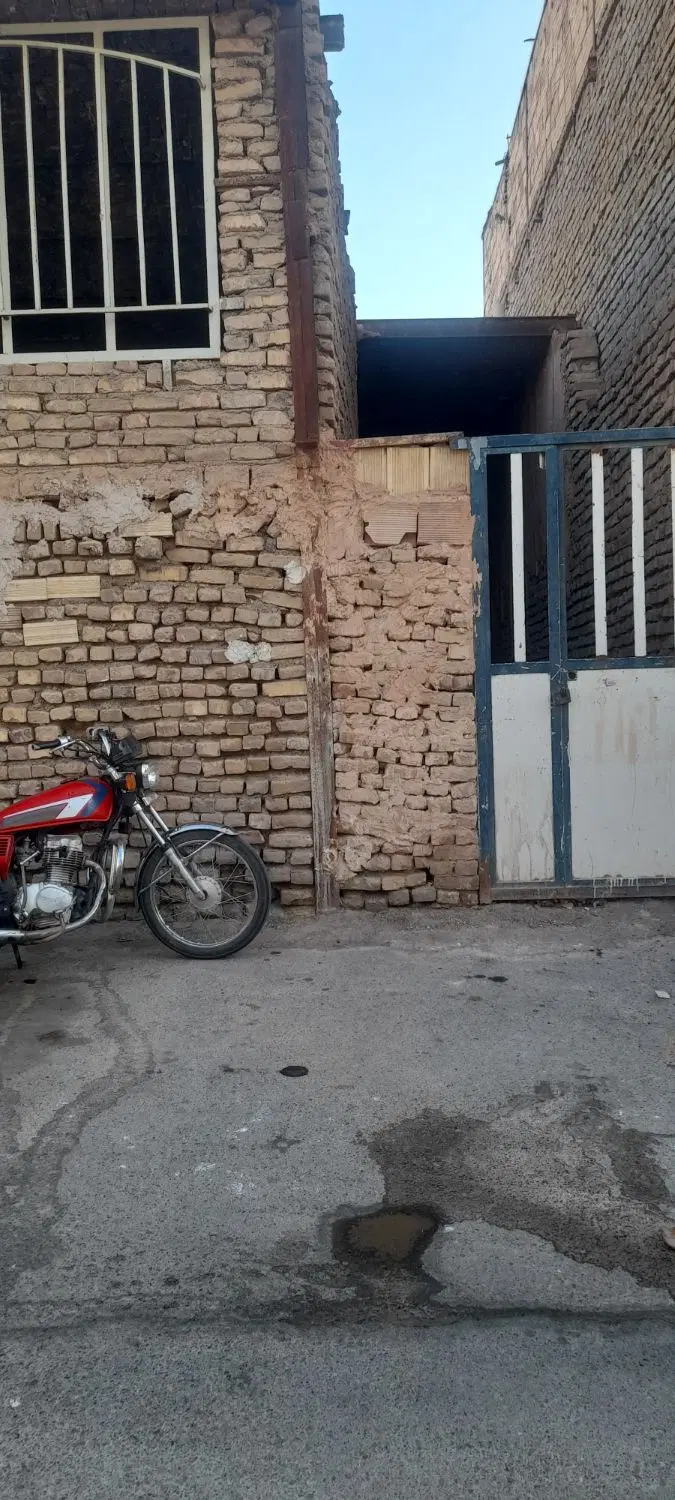خانه نیمه ساز بهترین موقعیت