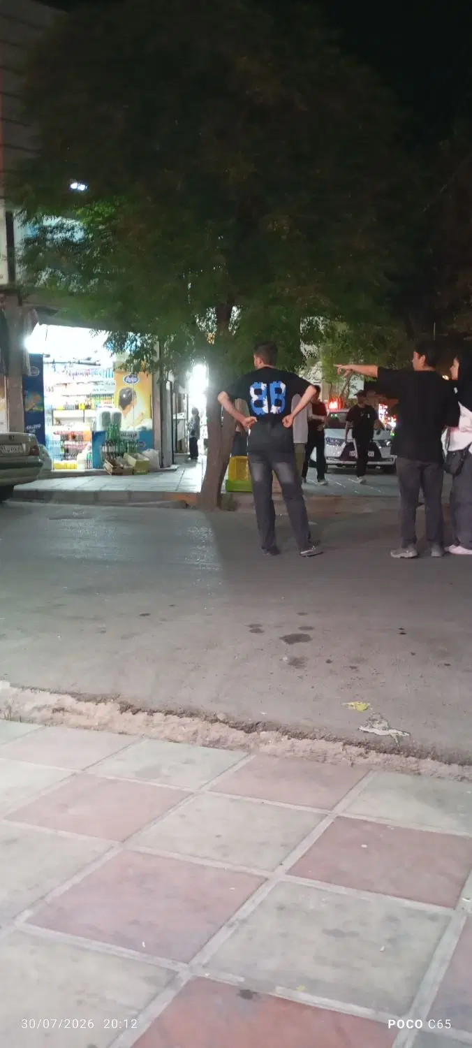مغازه دخانیات کامل با مغازه