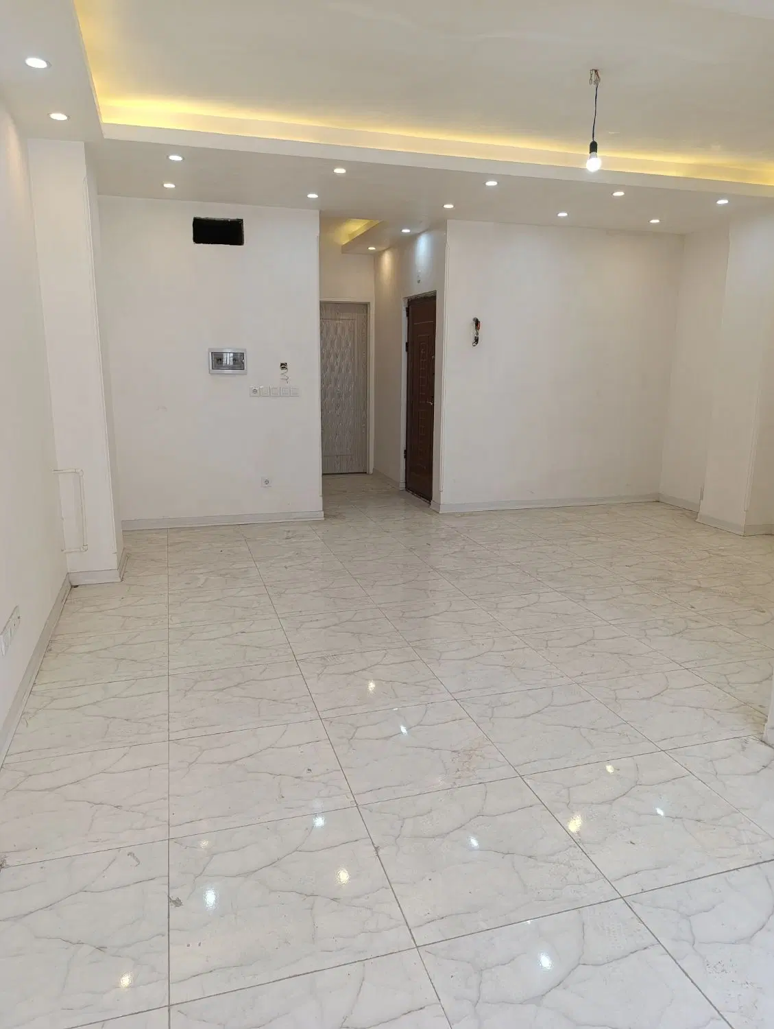 فروش یکجا ساختمان چهار طبقه ۳+۱ نوساز موسی آباد