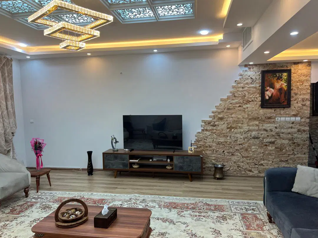 آپارتمان ۱۰۰ متری _ بهشتی