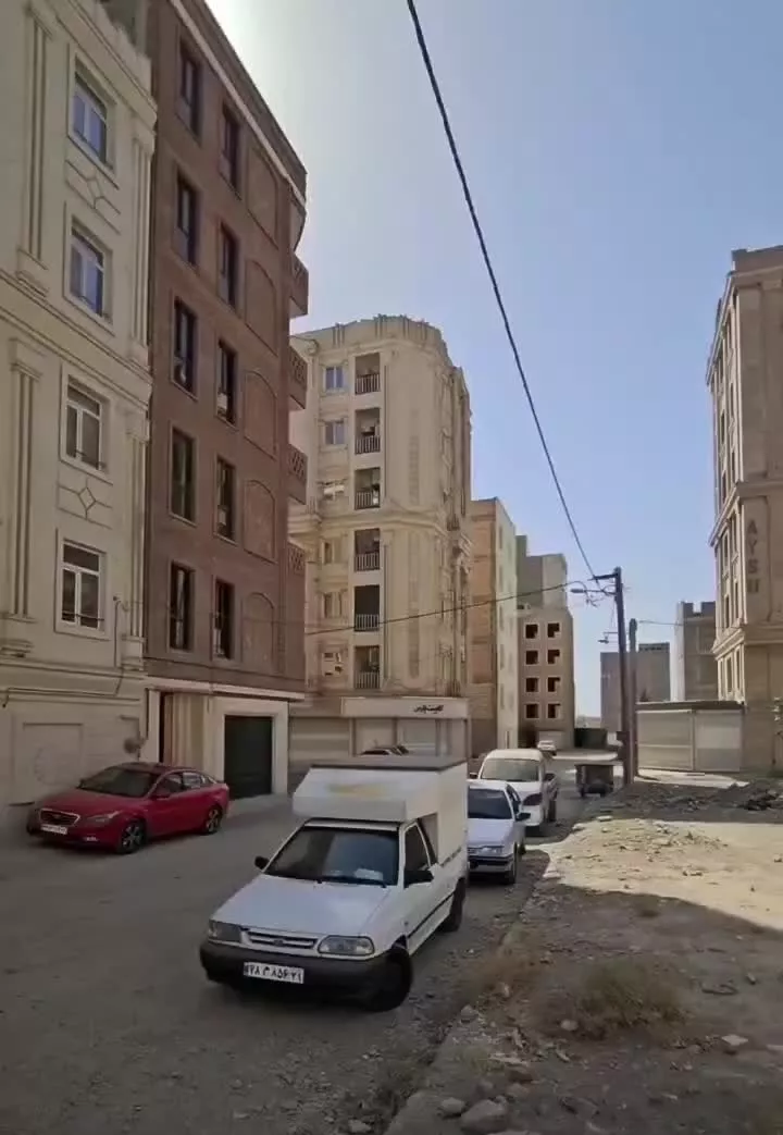 زمین۲۰۰متری مسکونی در شهرک فجر
