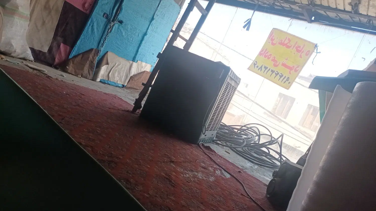 کارگاه مرتضی گرد ولی عصر ۲۰ کوچه عرش ۴۰۰ متر