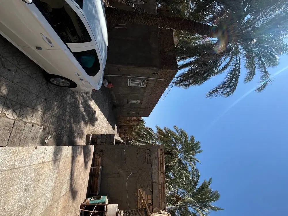فروش یک باب منزل مسکونی