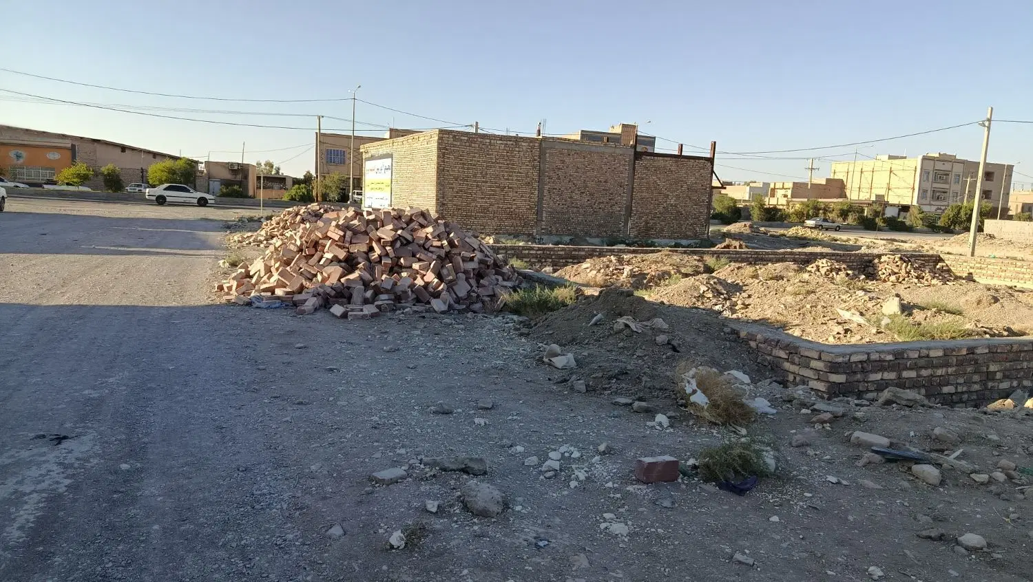 دانشگاه  ۲۰ زمین فروشی