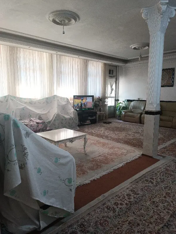 ویلایی ۲۰۰ متـری ( دوطبقه )