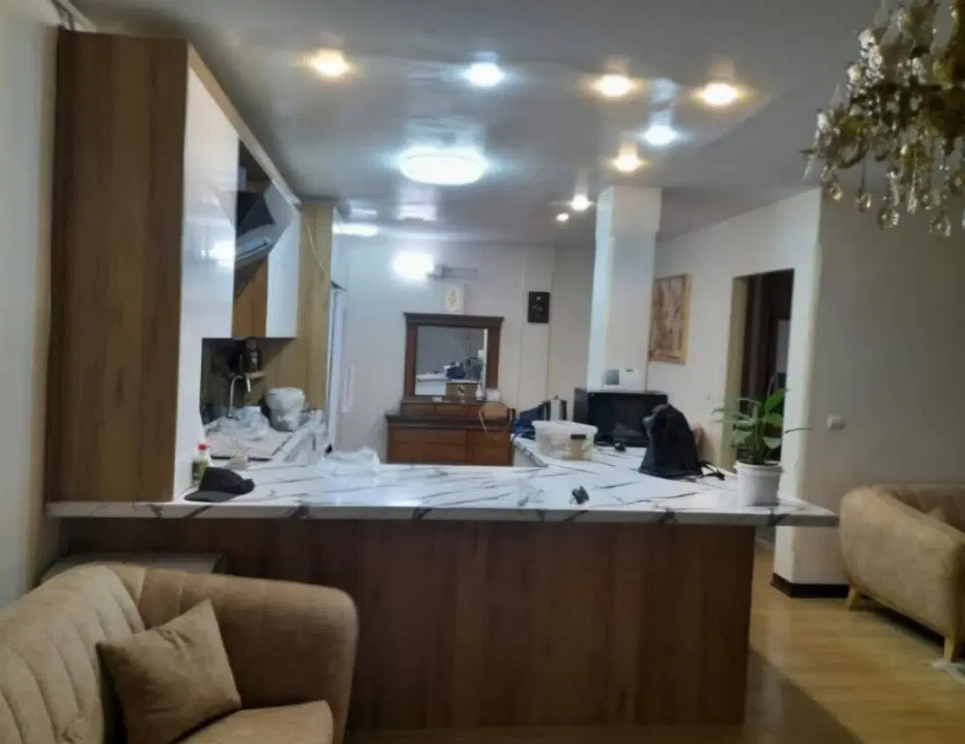 ۱۰۵ متری تخت طاووس میرعماد