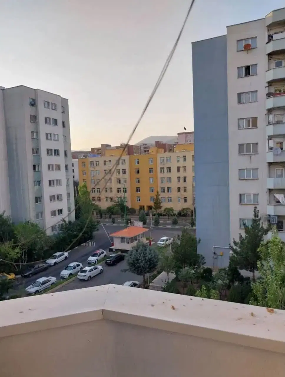 آپارتمان فاز ۳ ،فول امکانات ،بهترین دسترسی
