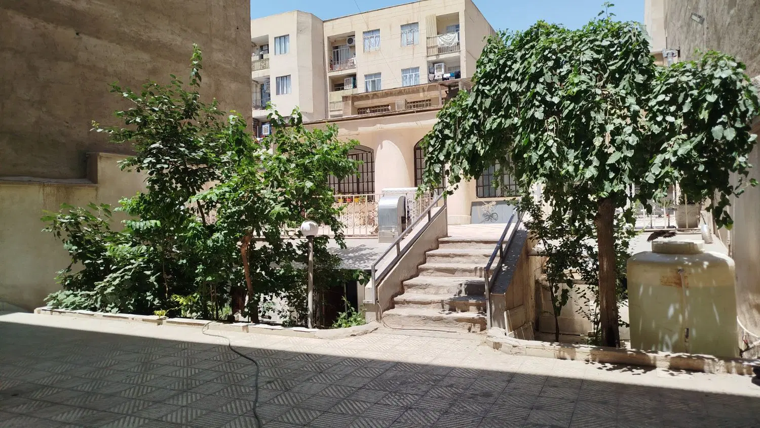 ماک تجاری و مسکونی