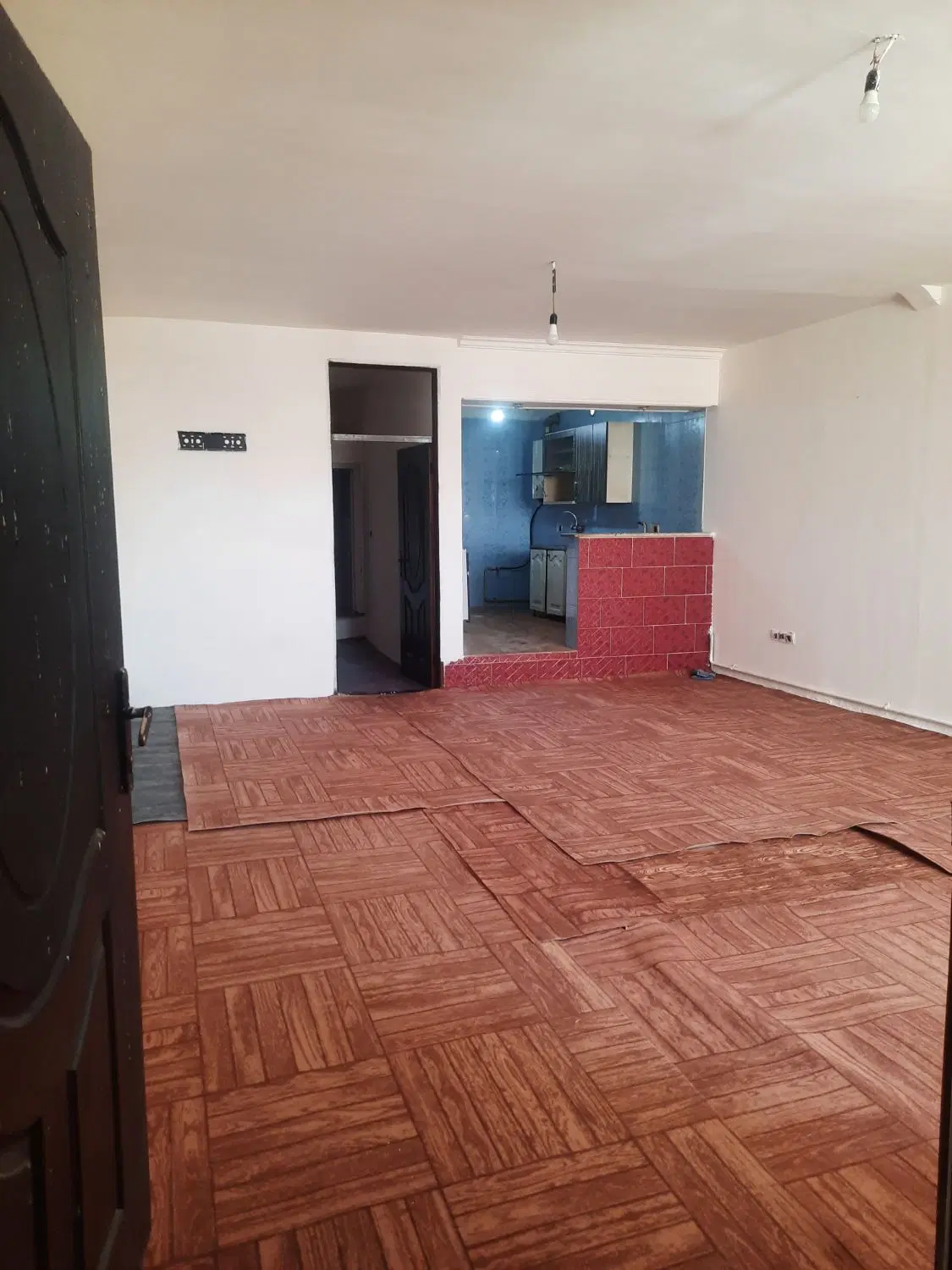 اجاره طبقه سوم بهارستان ۲۸