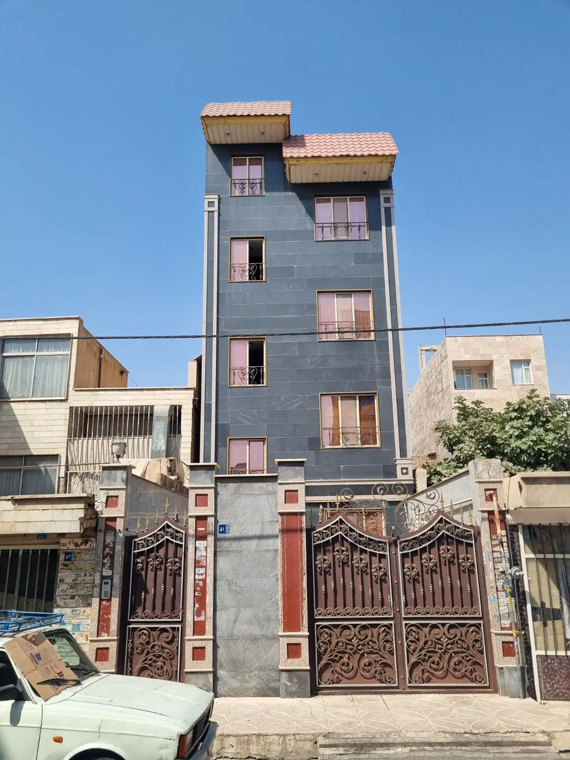 ملک آپارتمانی 120 متری