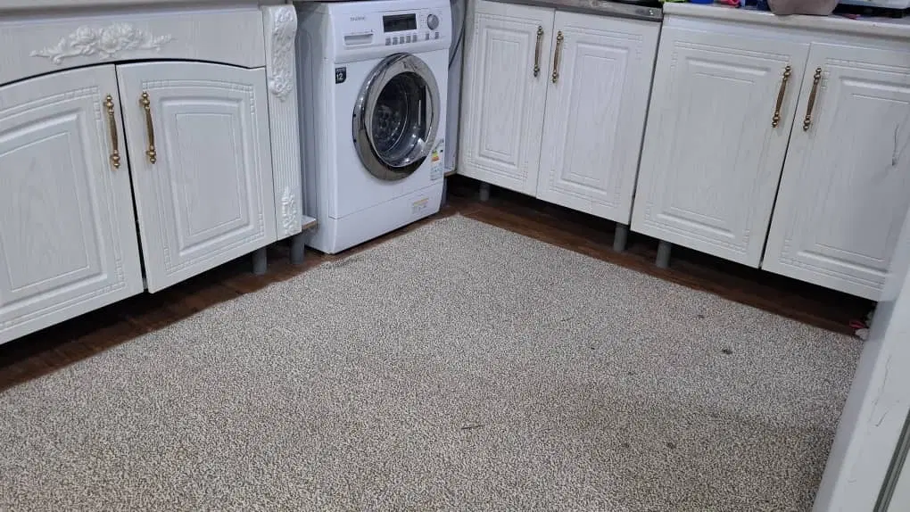 خانه کاریابی یاس هشت