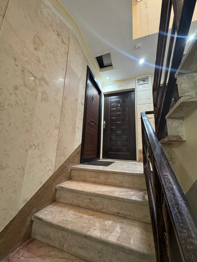 ۳۴ متر نما تراورتن