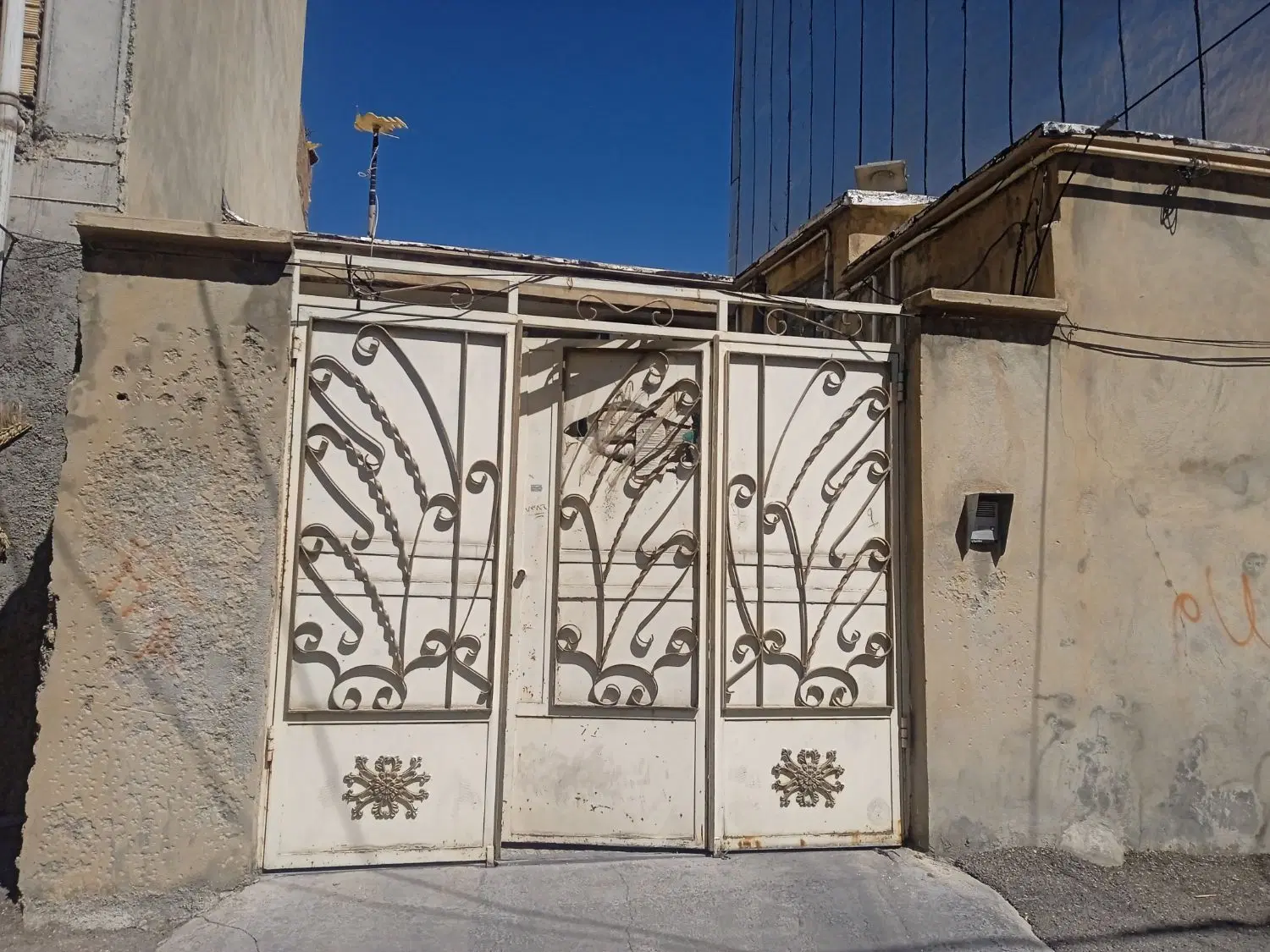 فروش خانه درمیدان ژیان