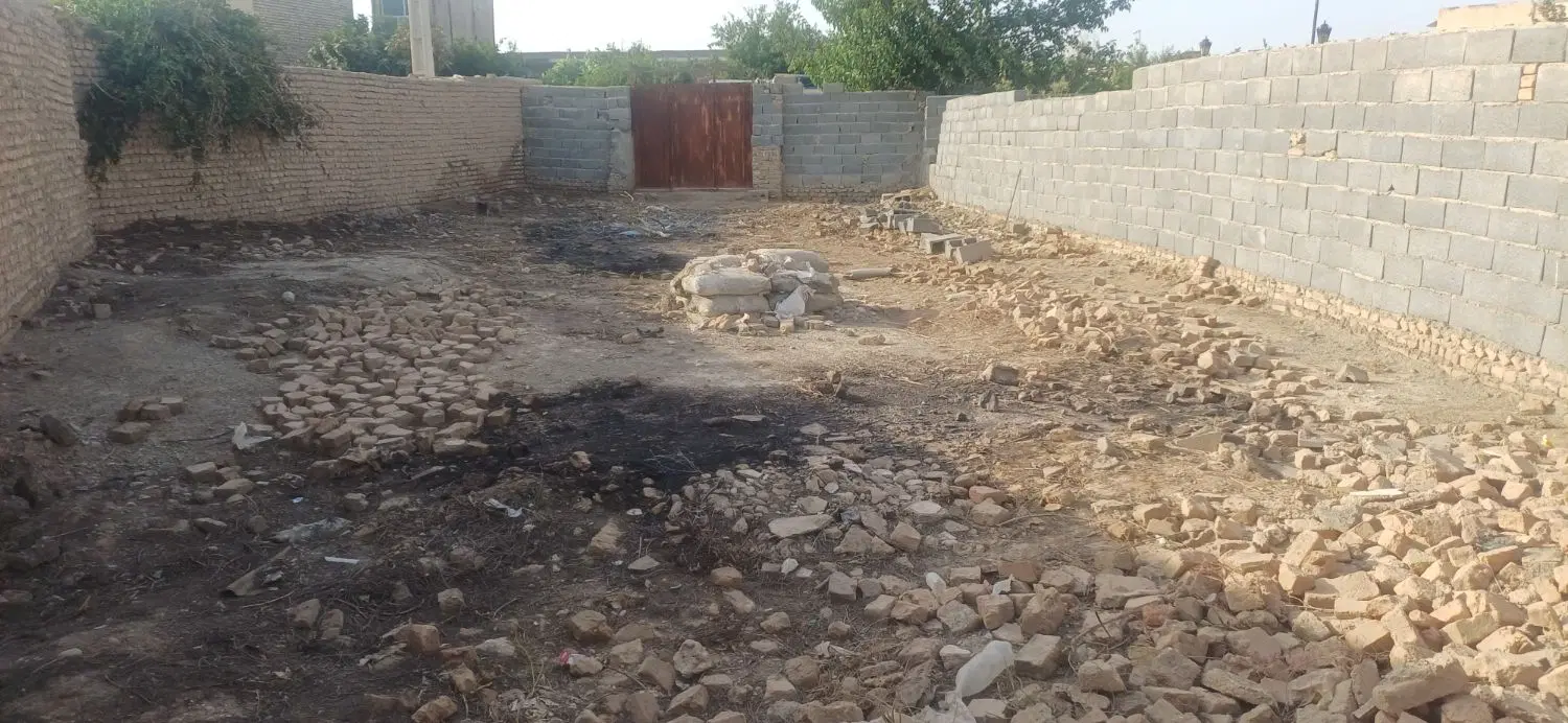 چهار دیواری به متراژ ۲۰۰