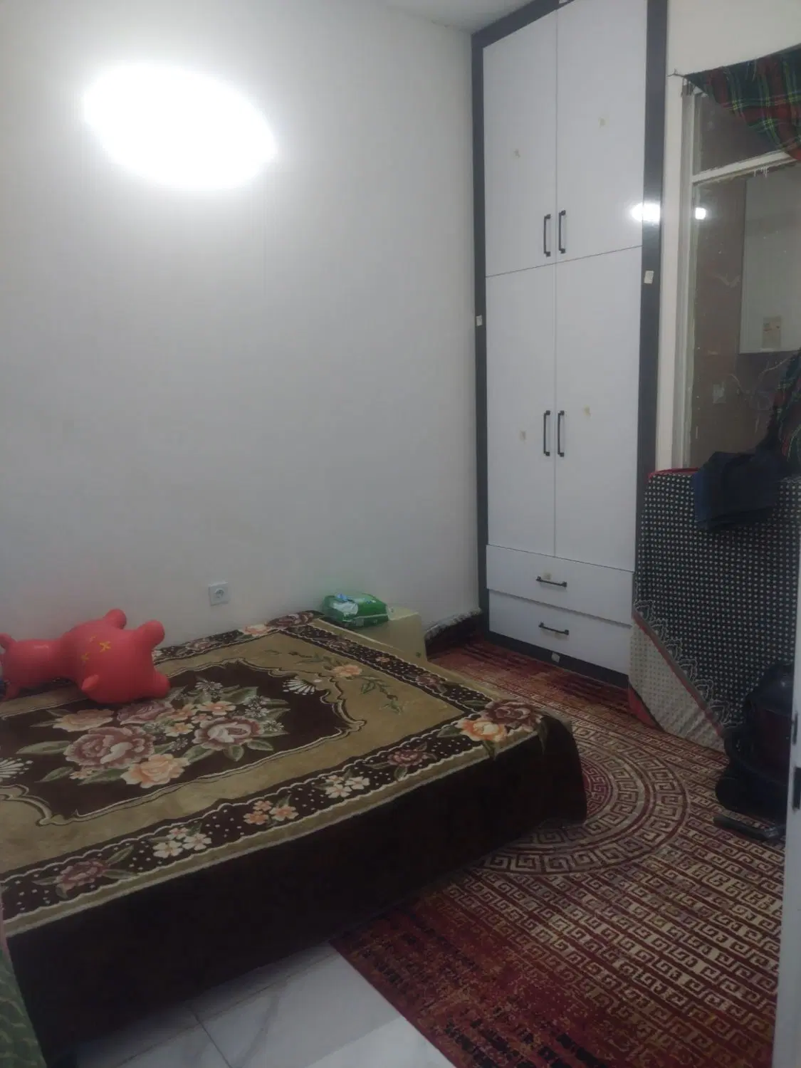 توس۸۱ علیزاده خیابان ۲۰متری آپارتمان ۱۱۰ متری