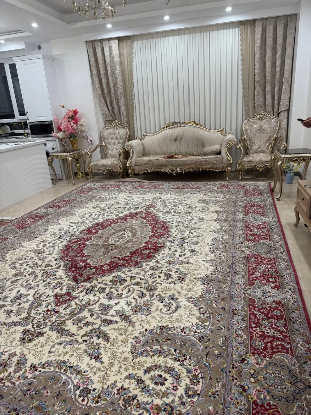 آپارتمان ۱۰۰ متری ۱۴۰۵