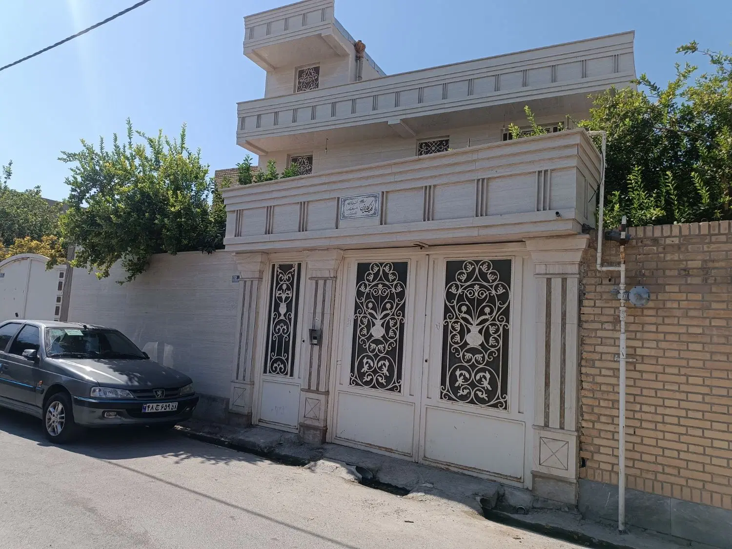 رهن و اجاره منزل شیک طبقه اول بندرگناوه