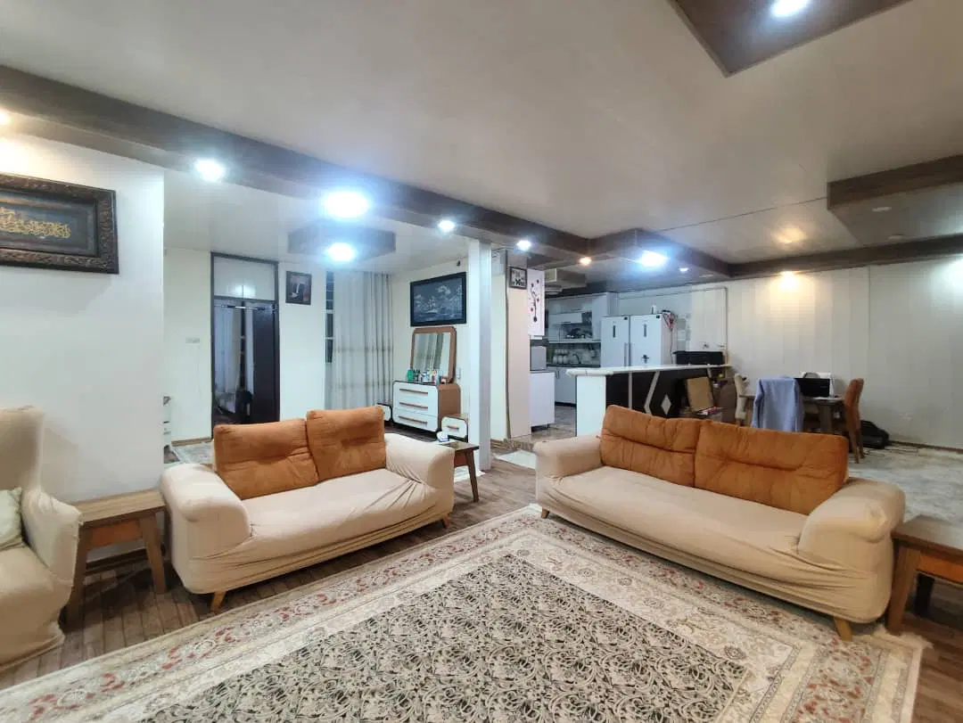 ویلایی زیرتل گلزار ۶