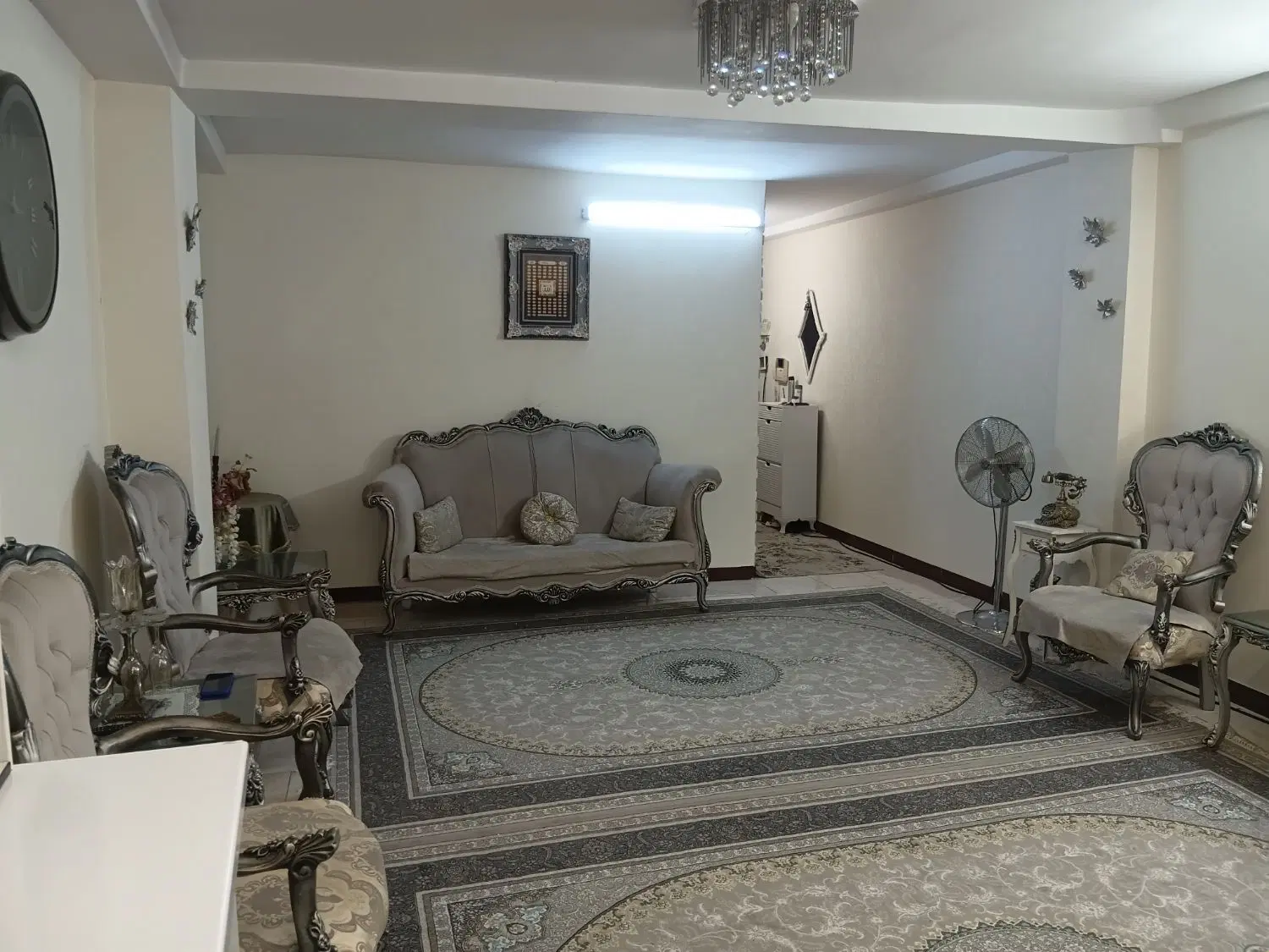 آپارتمان شیک تمیز