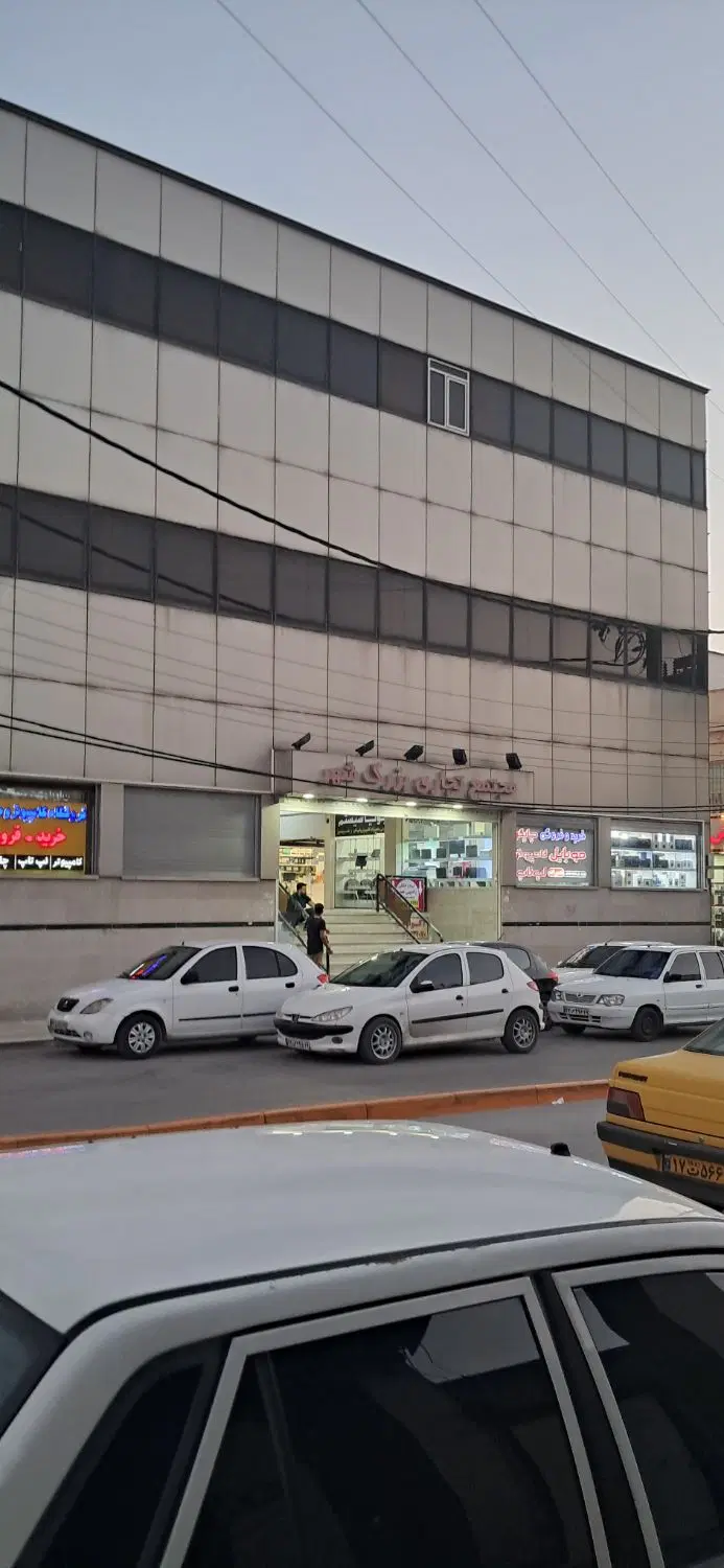 اپارتمان نقلی و شیک در مرکز شهر