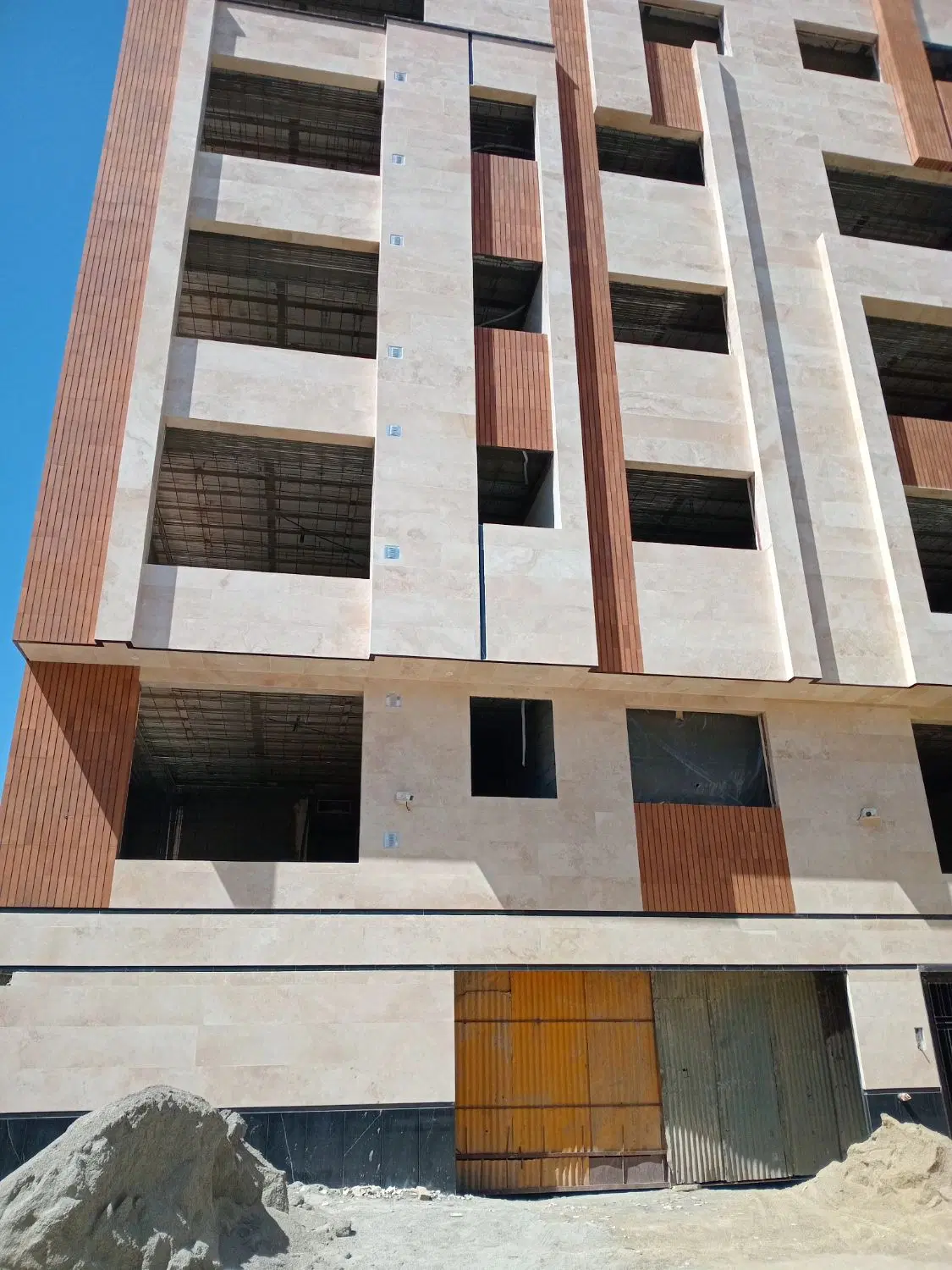 آپارتمان 83m بهشتی