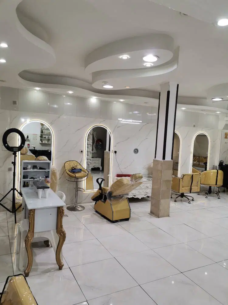 اجاره صندلی و اتاق در سالن زیبایی
