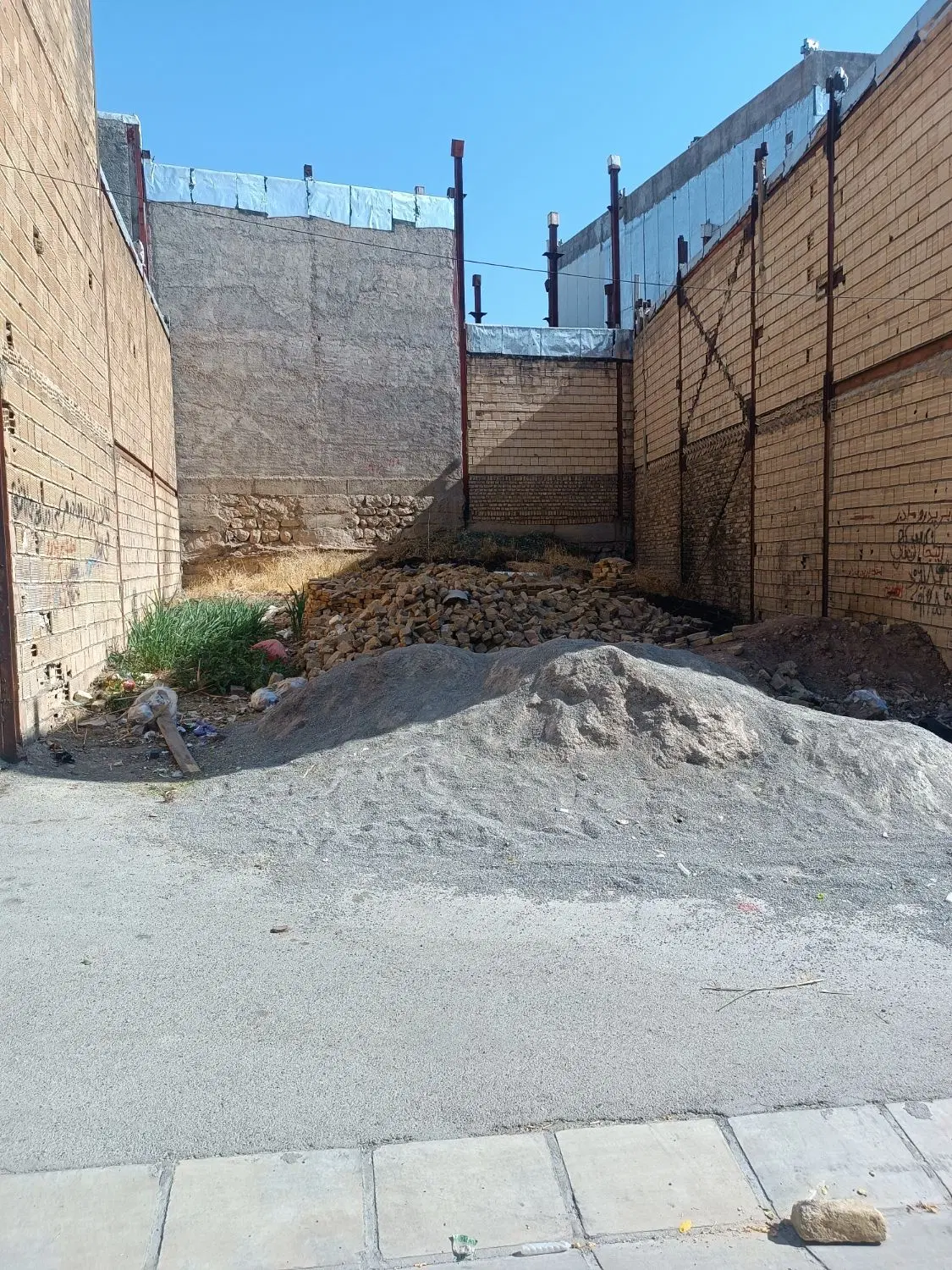 زمین ساختمانی فروشی