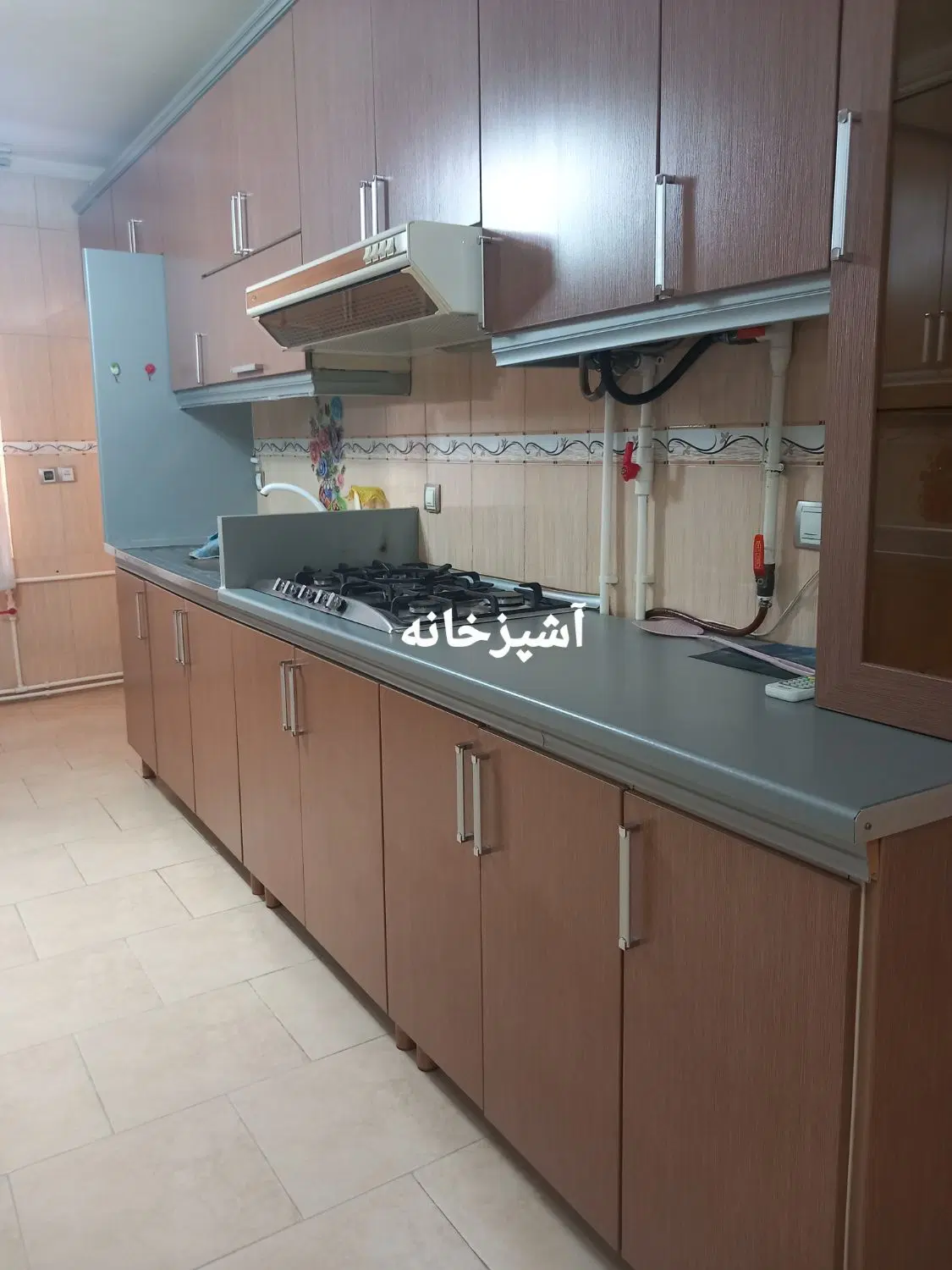 رهن واجاره طبقه اول از یک خوانه ویلایی دوطبقه