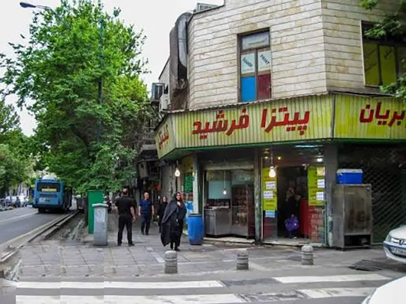 فروش ملک تجاری با موقعیت استثنایی در میدان منیریه