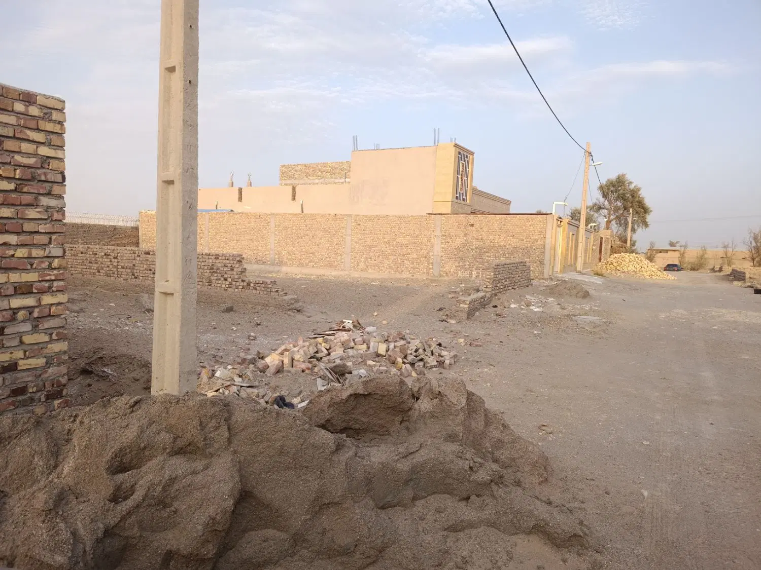 زمین فروشی زهک