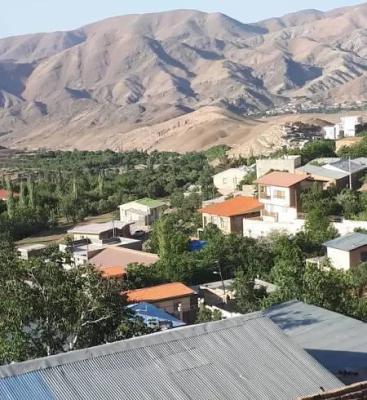 زمین باغی راهجرد