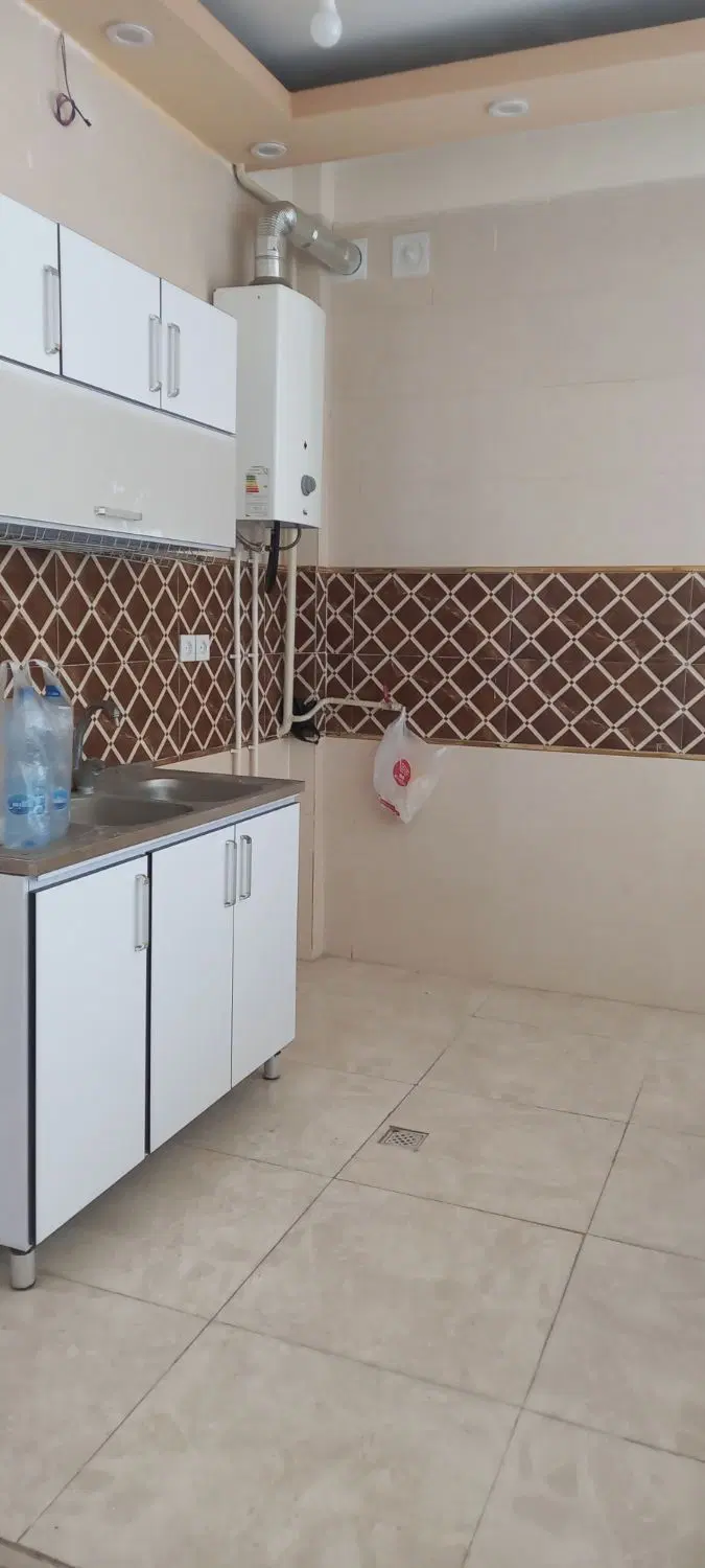 رهن و اجاره تک واحد در بر خیابان صفا