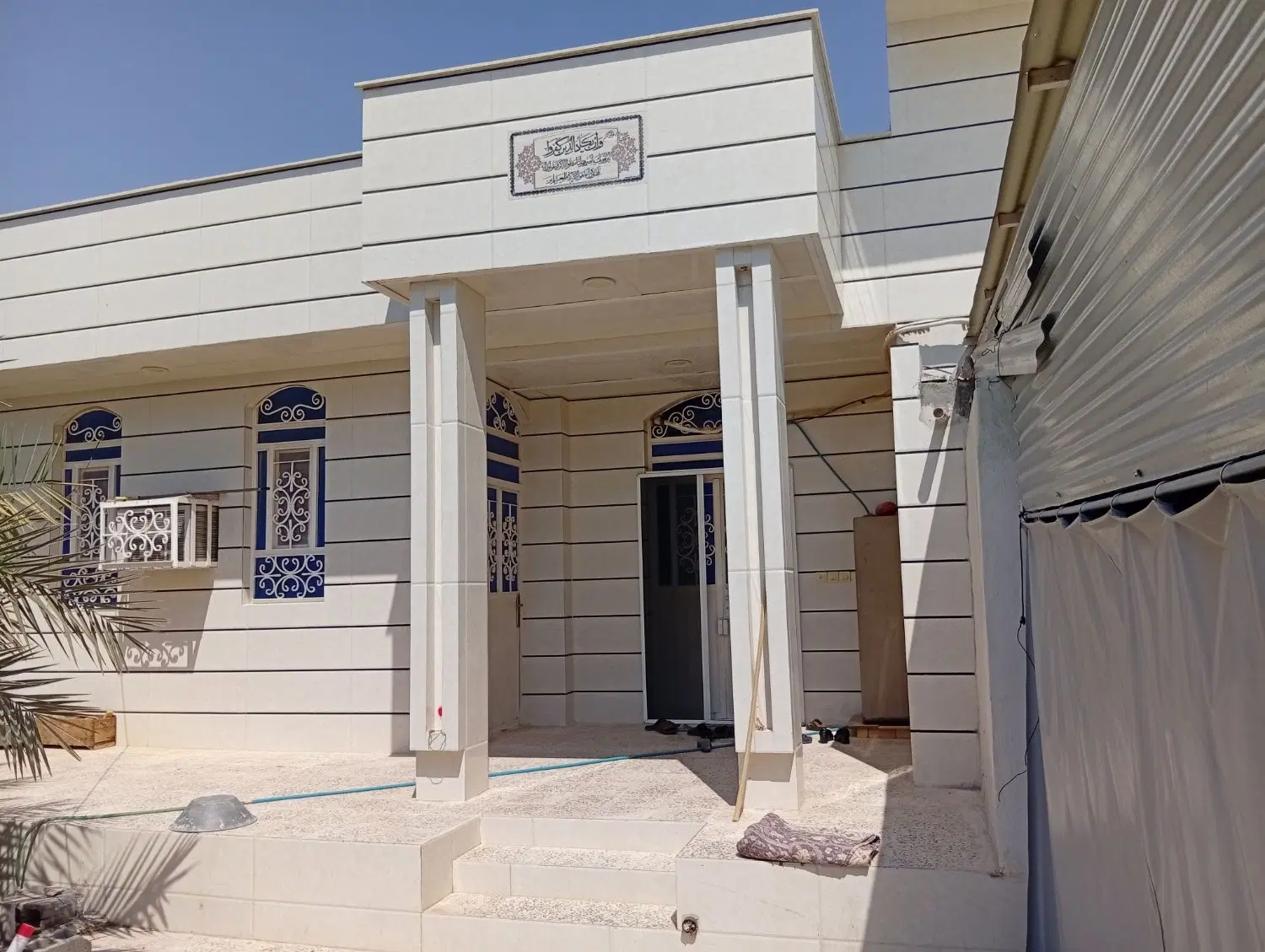 فروش یک باب منزل مسکونی وهمراه سوییت و امکانات