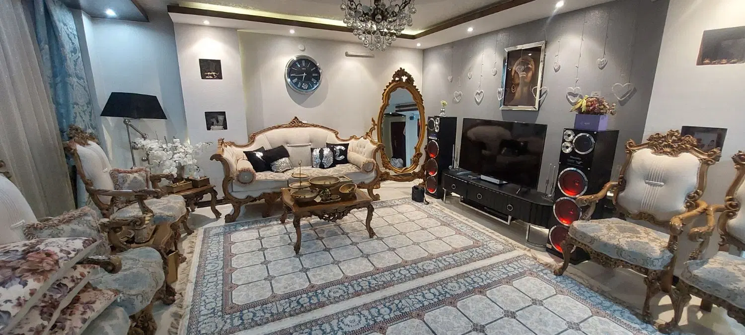 آپارتمان فردوسی شاهین شهر