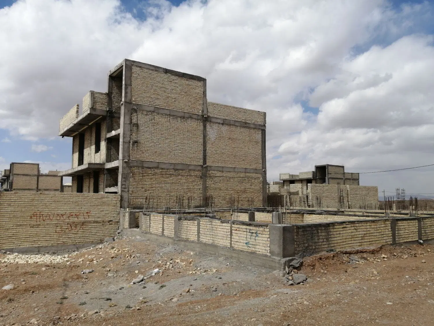 زمین مسکن ملی پیام نور_کرسی شده