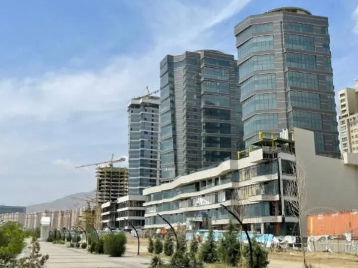 سهام تجاری و اداری آرتمیس دریاچه چیتگر