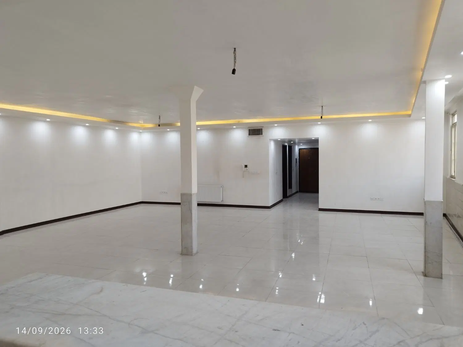 طبقه اول 190 متر 4 خواب