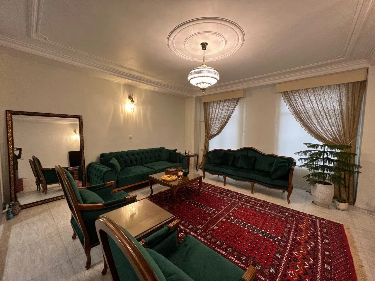 ۶۳متر طالقانی جنوبی(املاک بخشی)