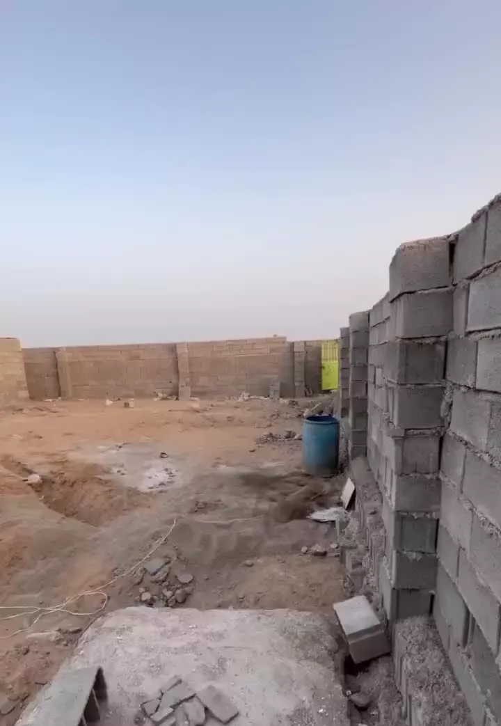 زمین 500 متری رمین روبه روی عیدگاه رمین