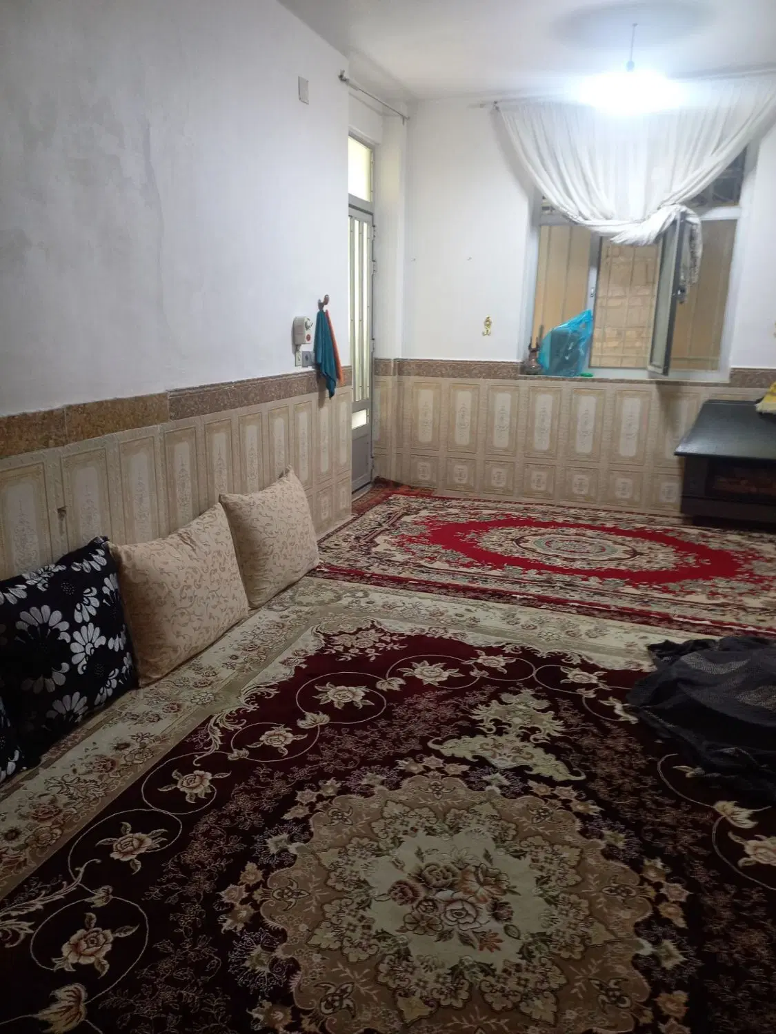 خانه ویلایی بزرگ مشاور حسن هلالیان