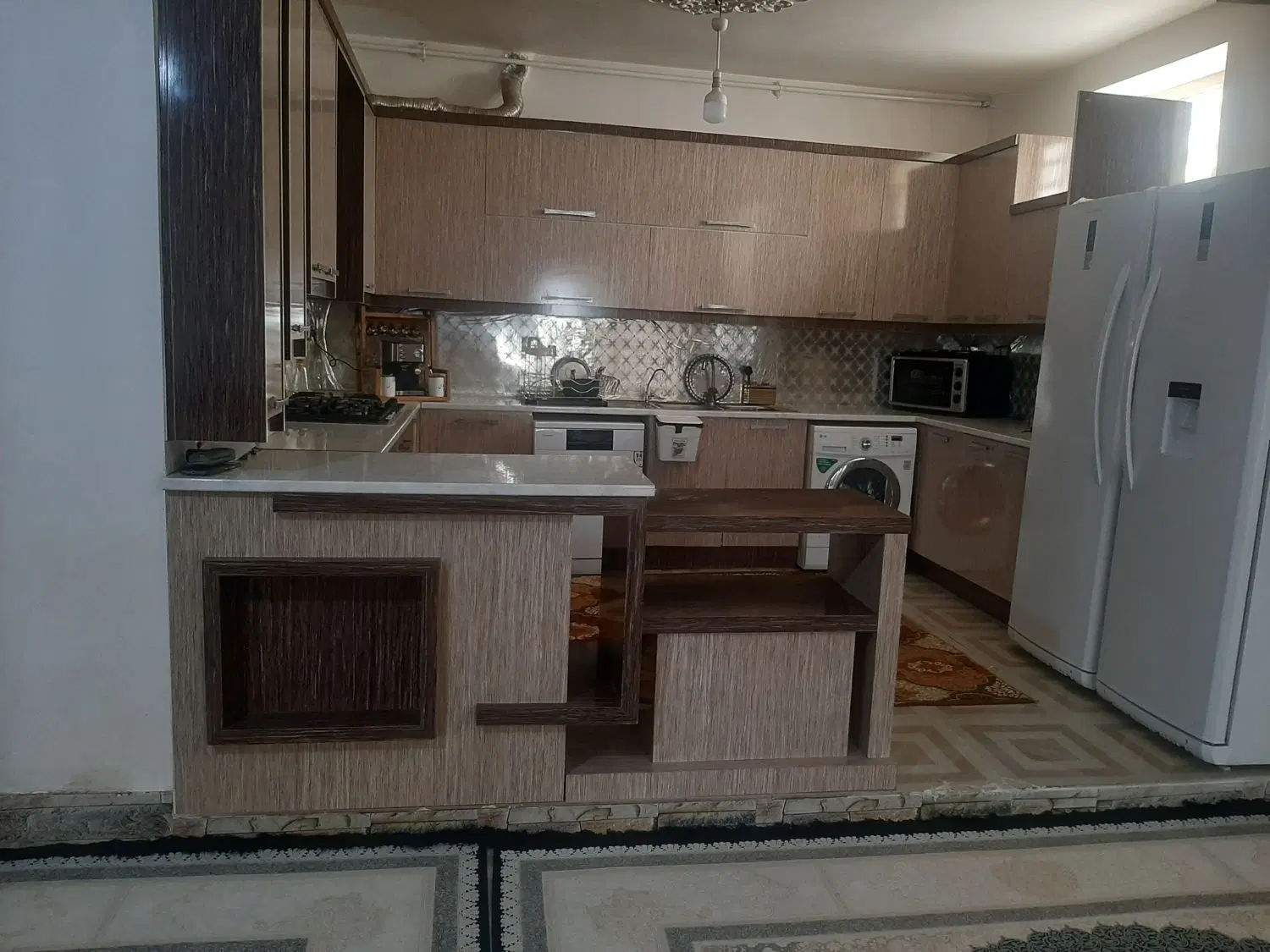 منزل دوطبقه
