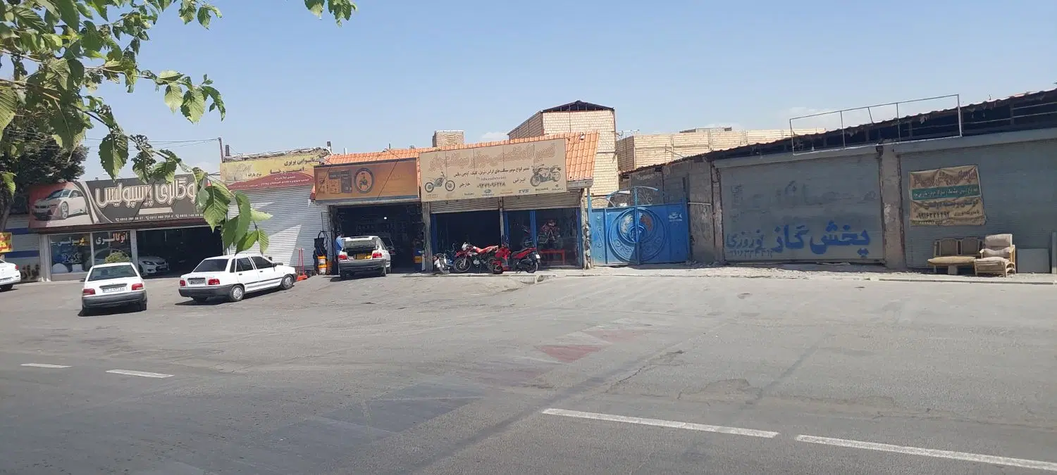 اجاره رهن کارگاه مغازه ۱۳۰ متری ملک آباد