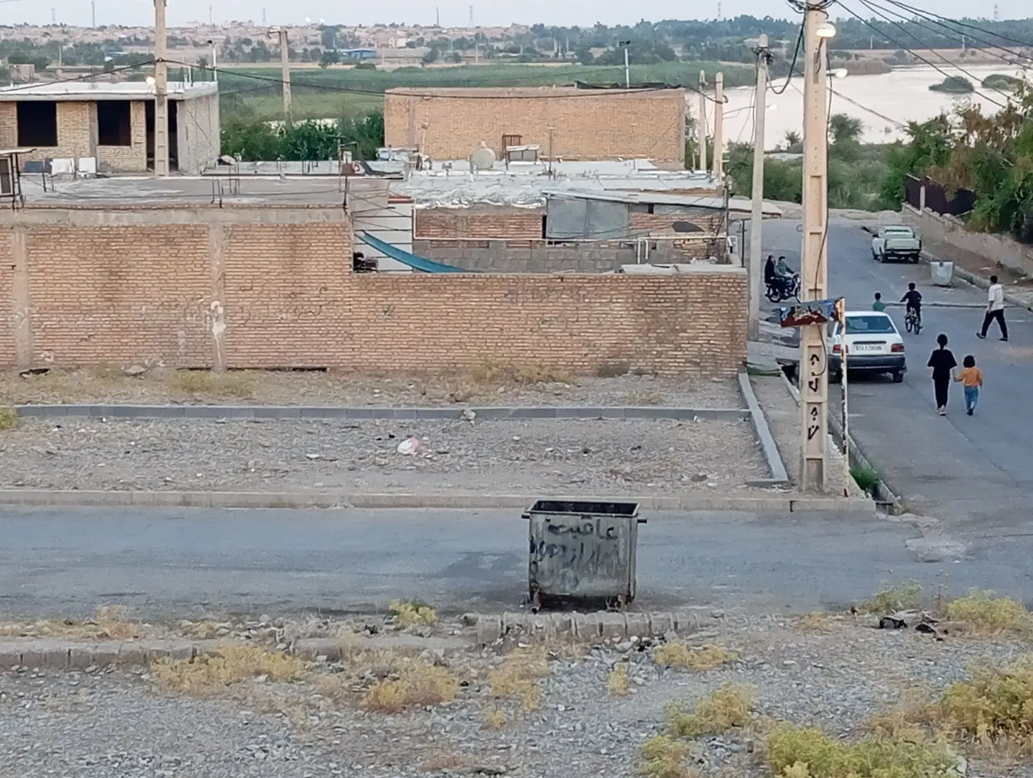 زمین مسکونی چمگلک