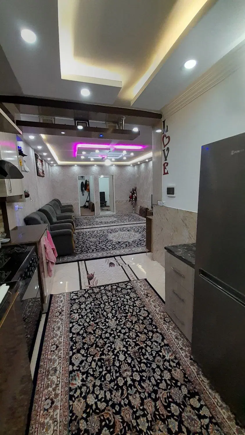 اپارتمان طبقه همکف