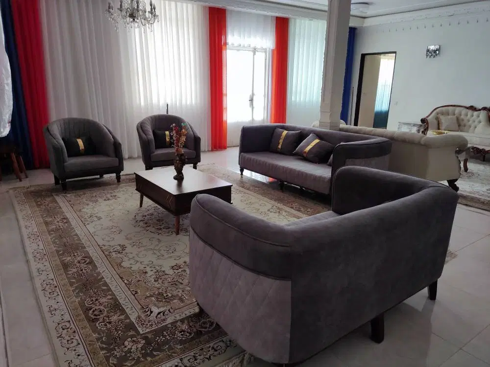 ۳۰هزارمترزمین کشاورزی ۴۷۵مترویلا