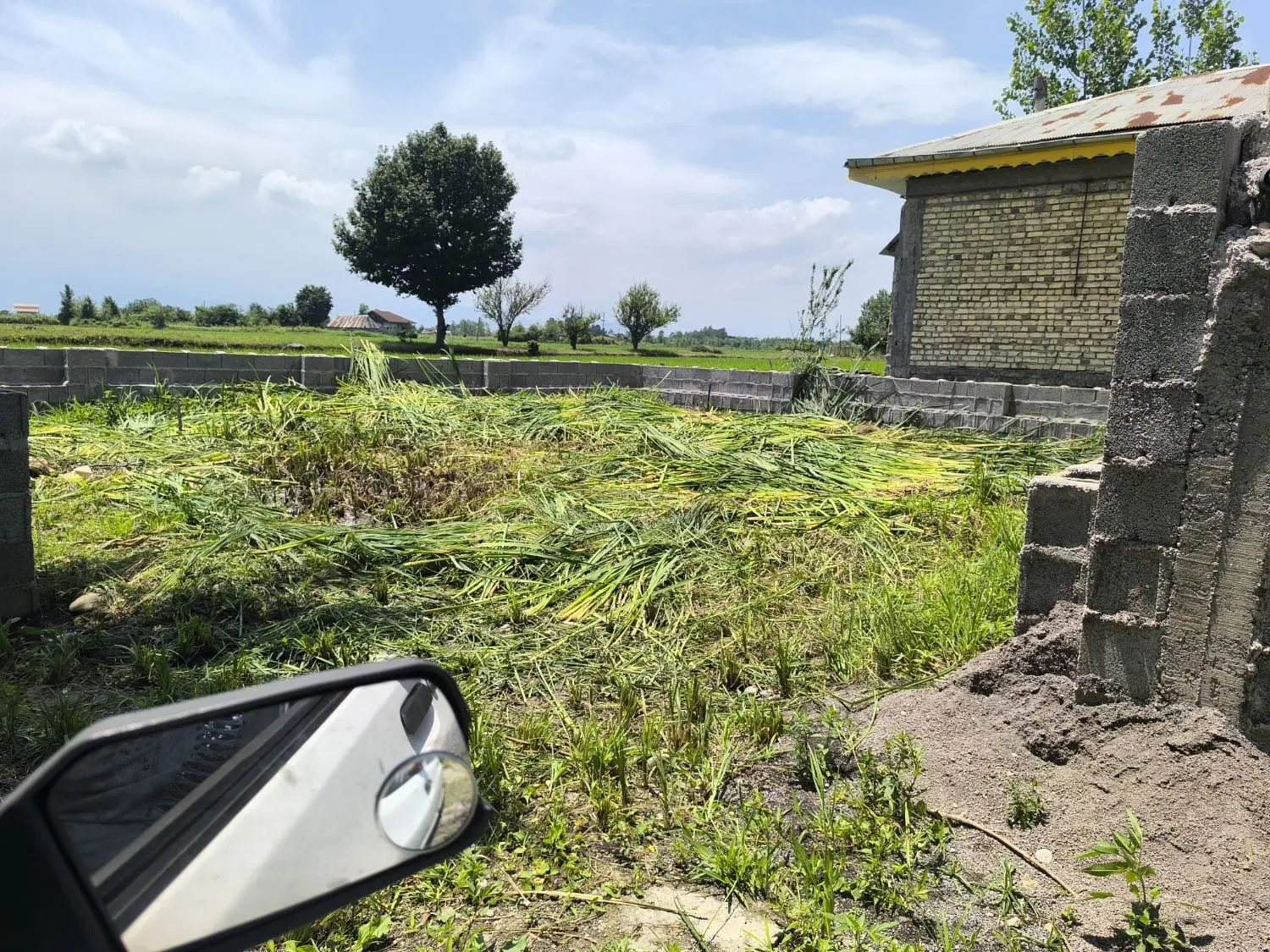 زمین مسکونی با پروانه ساخت