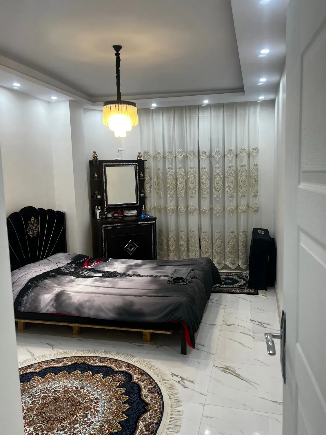 فروش آپارتمان ۹۹ متری باغ فیض